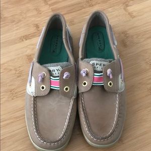 NWOT speedy top sider